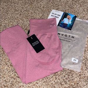 💗NVGTN PASTEL PINK CURVE LEGGINGS - XS 💗